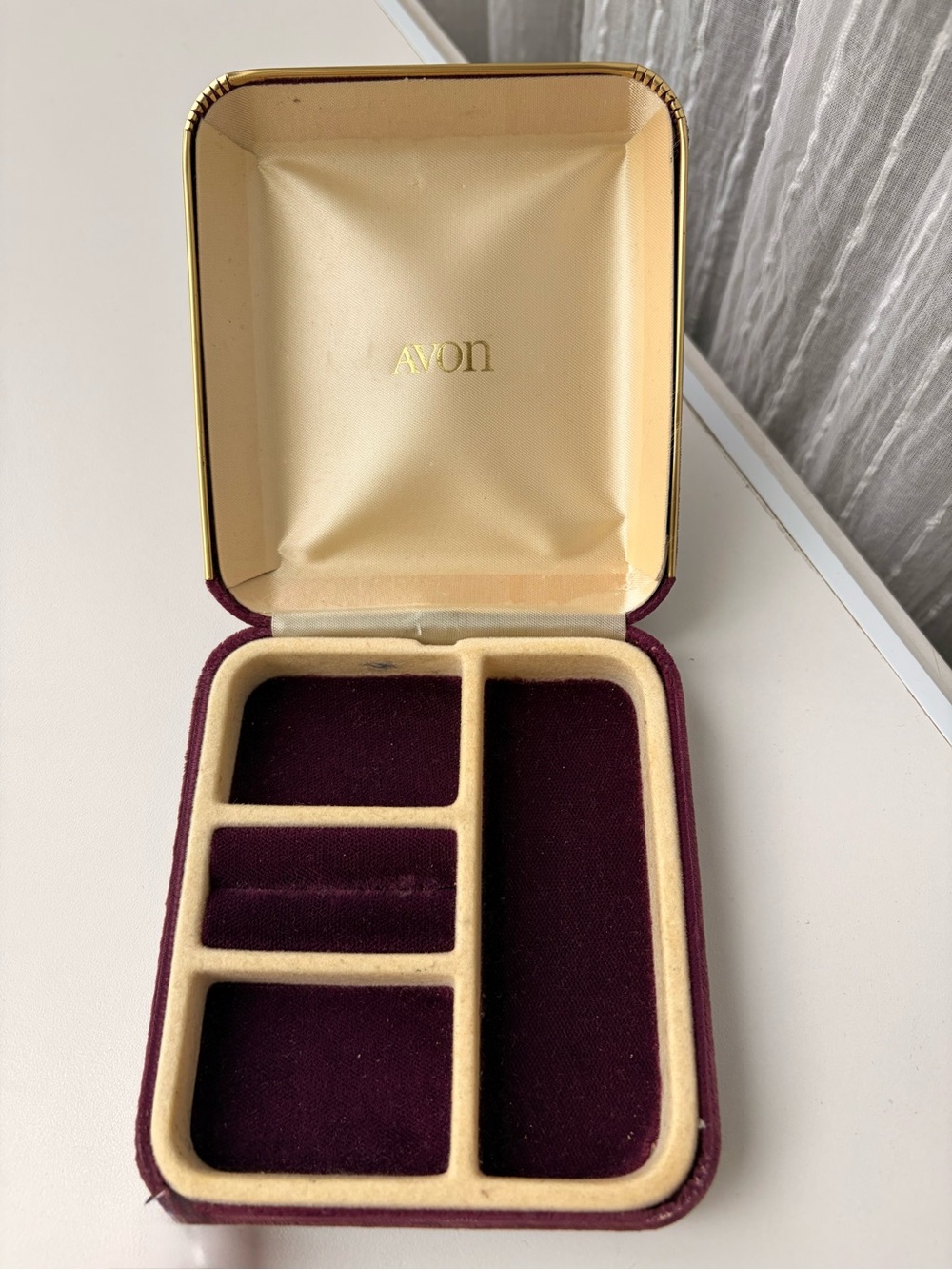 Vintage Avon Velvet Jewelry Box Burgundy Travel Case Gold Trim Sun Faded Luxury